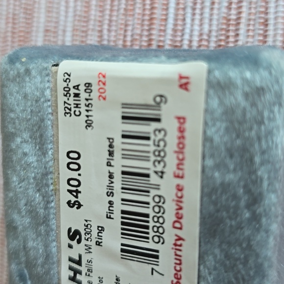 LUXE BRAND WOMEN'S FASHION JEWELRY SILVERTONE HEART RING SIZE 9 - Picture 8 of 9